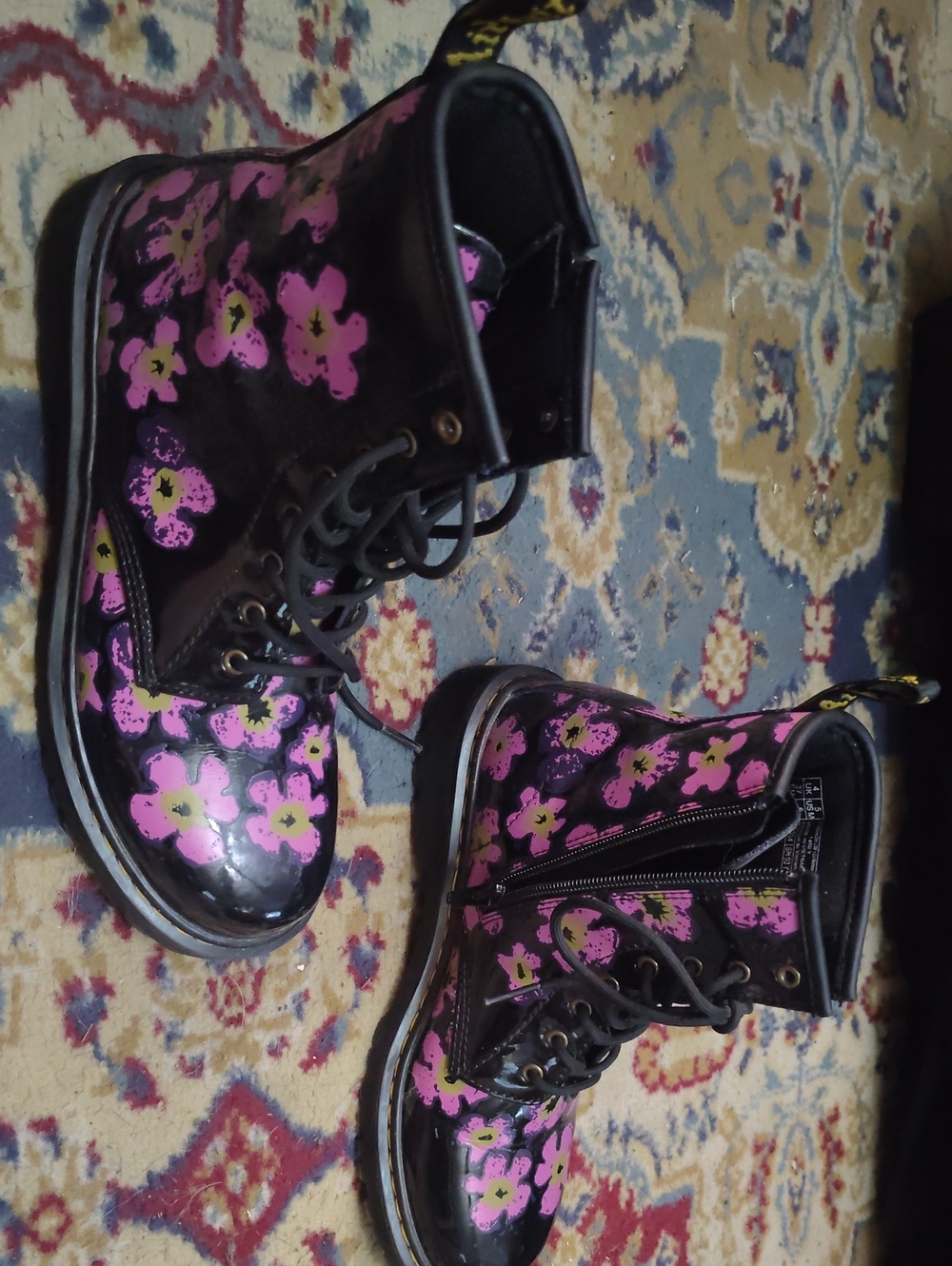 Flower Dr. Martens
